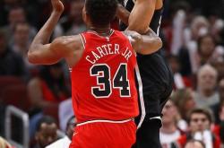 爱游戏教练-光芒再现阿拉维斯，球队客场连胜