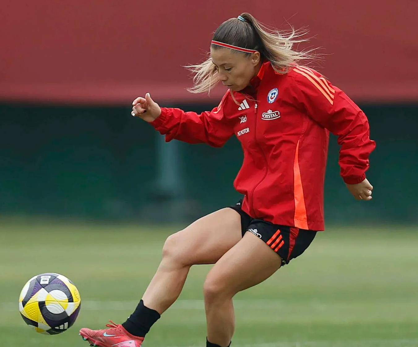 玻利维亚女足表现出色,挤身强 玻利维亚女足表现出色,挤身强