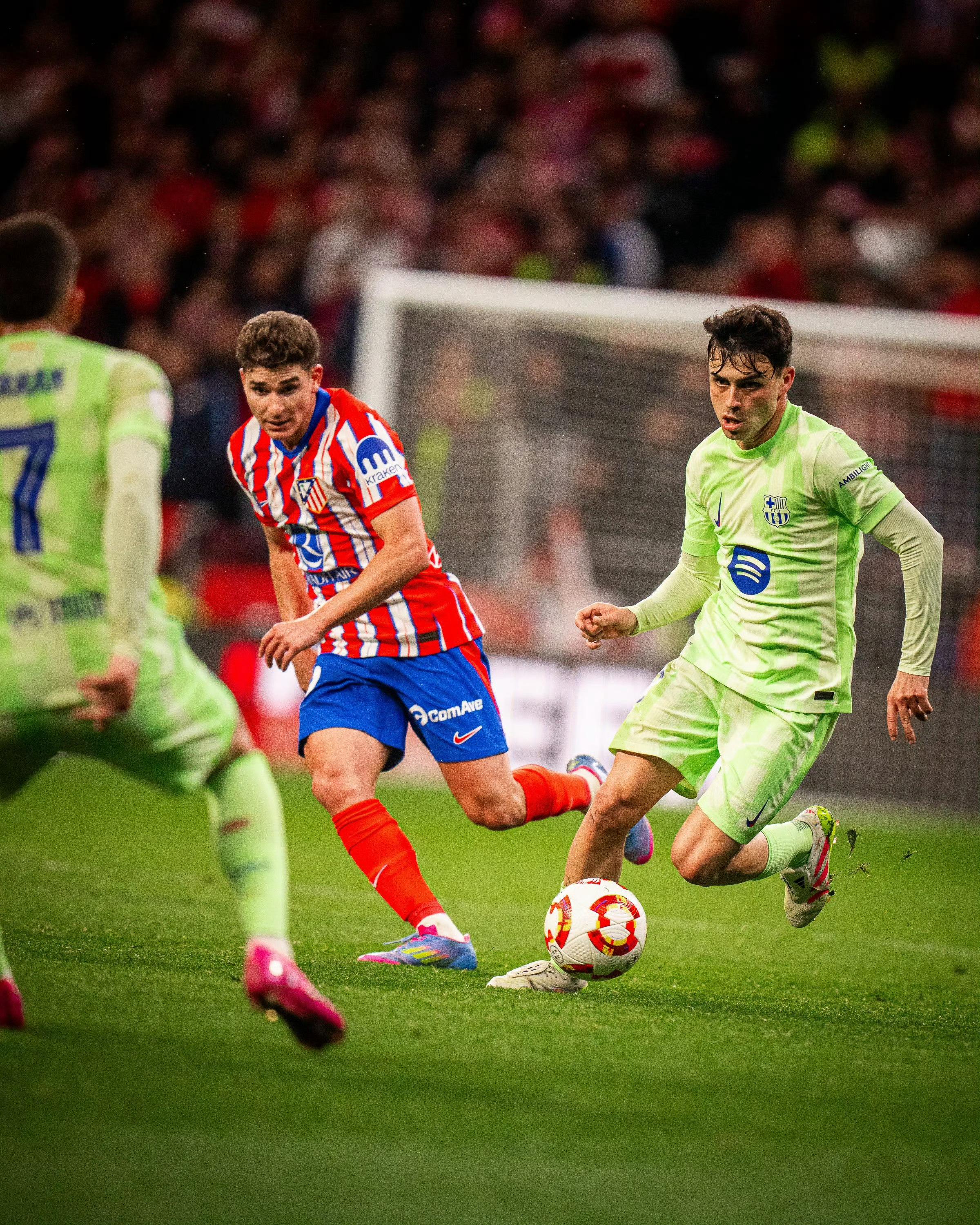 西班牙队大胜,强力晋级半决赛 西班牙队大胜,强力晋级半决赛