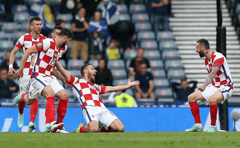 包含克罗地亚险胜瑞士,跻身四强之列的词条 包含克罗地亚险胜瑞士,跻身四强之列的词条