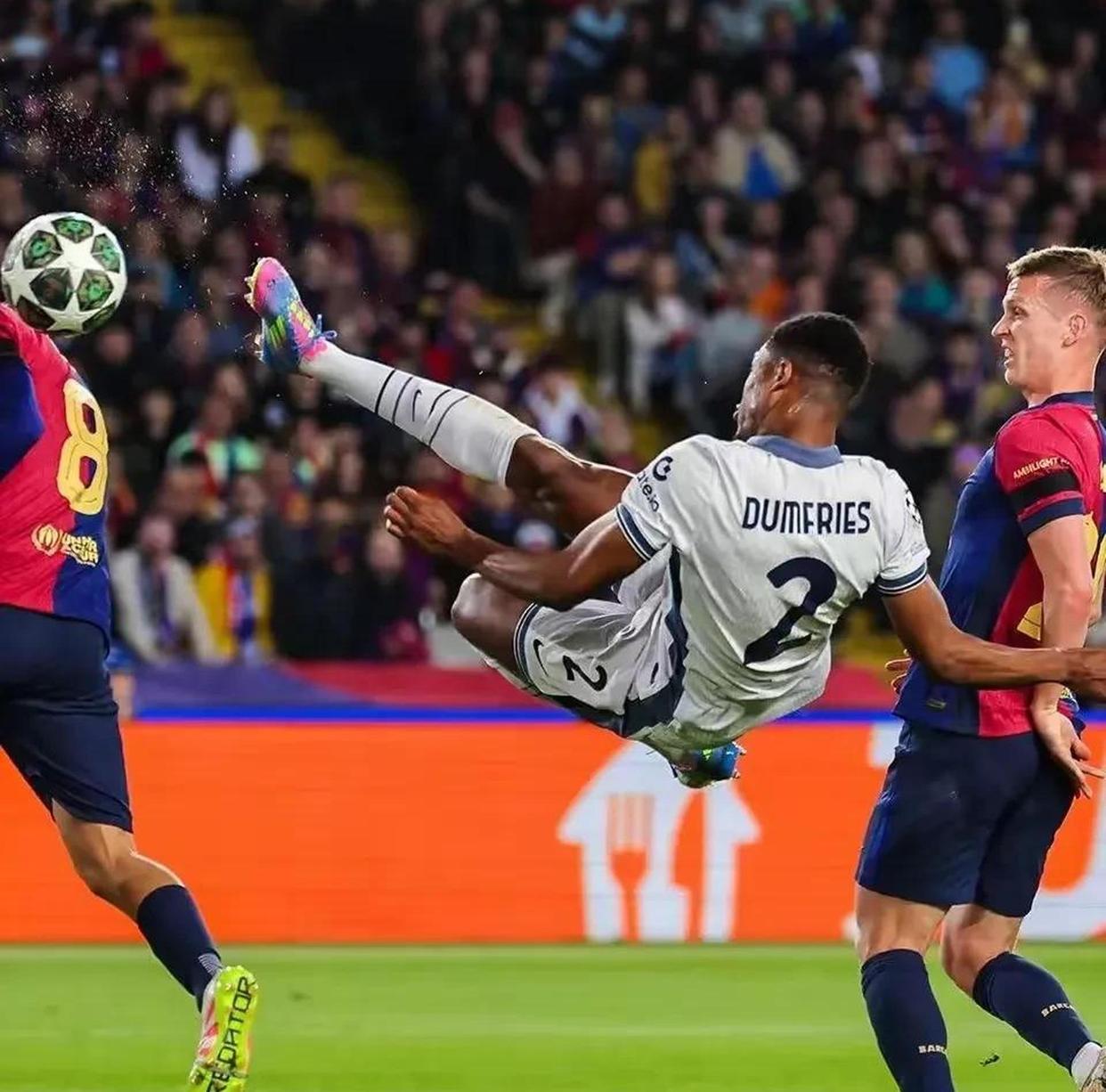 国米胜切沃,继续维持领先优势 国米胜切沃,继续维持领先优势