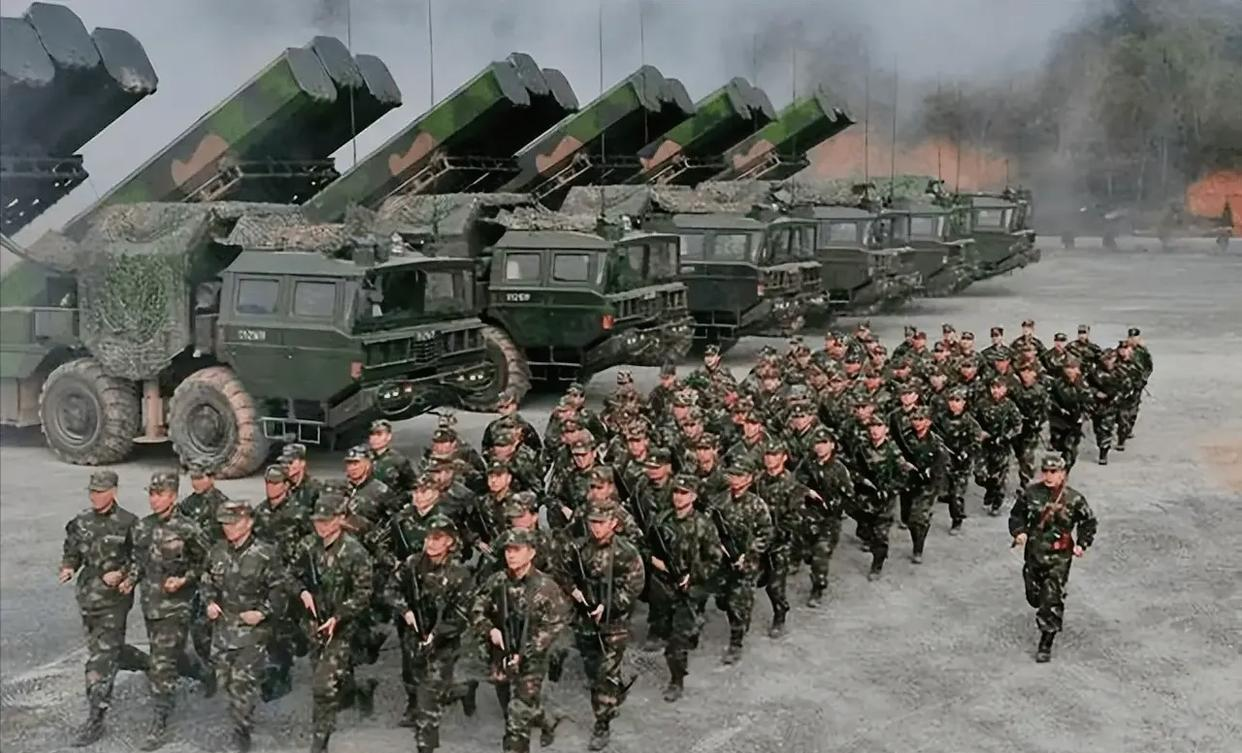 包含整装待发:两队备战迎接激烈对抗的词条 包含整装待发:两队备战迎接激烈对抗的词条