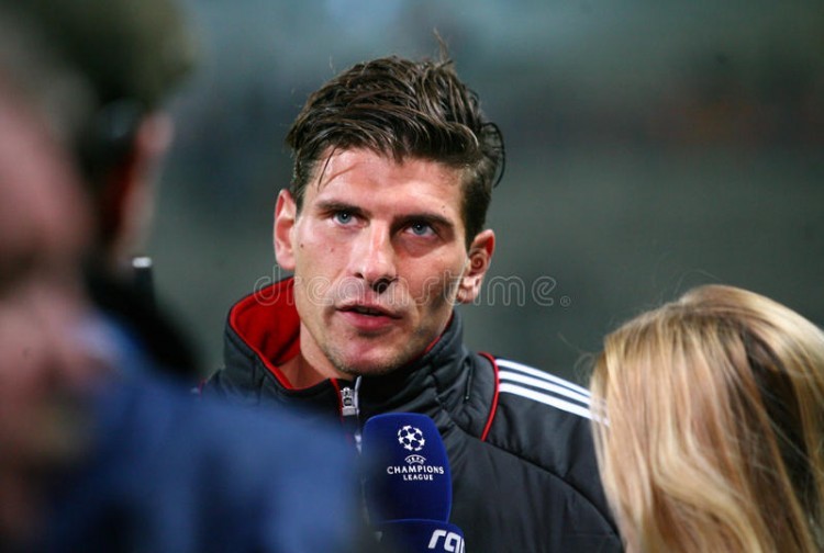 辛根主场取胜,重返德甲上半区 辛根主场取胜,重返德甲上半区