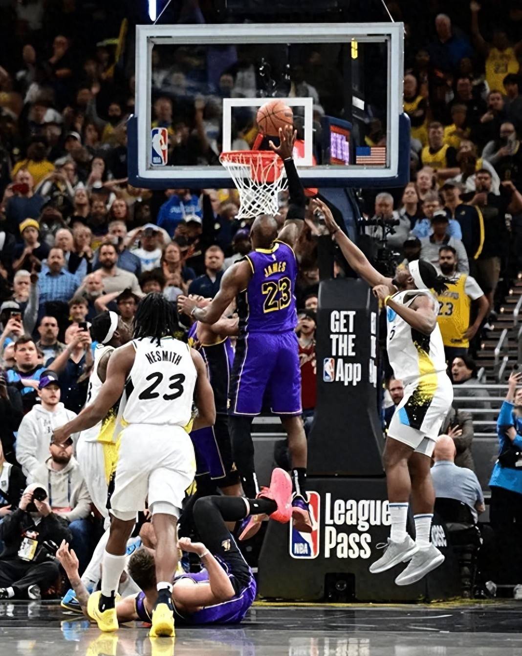 步行者队的防守战术获得成功